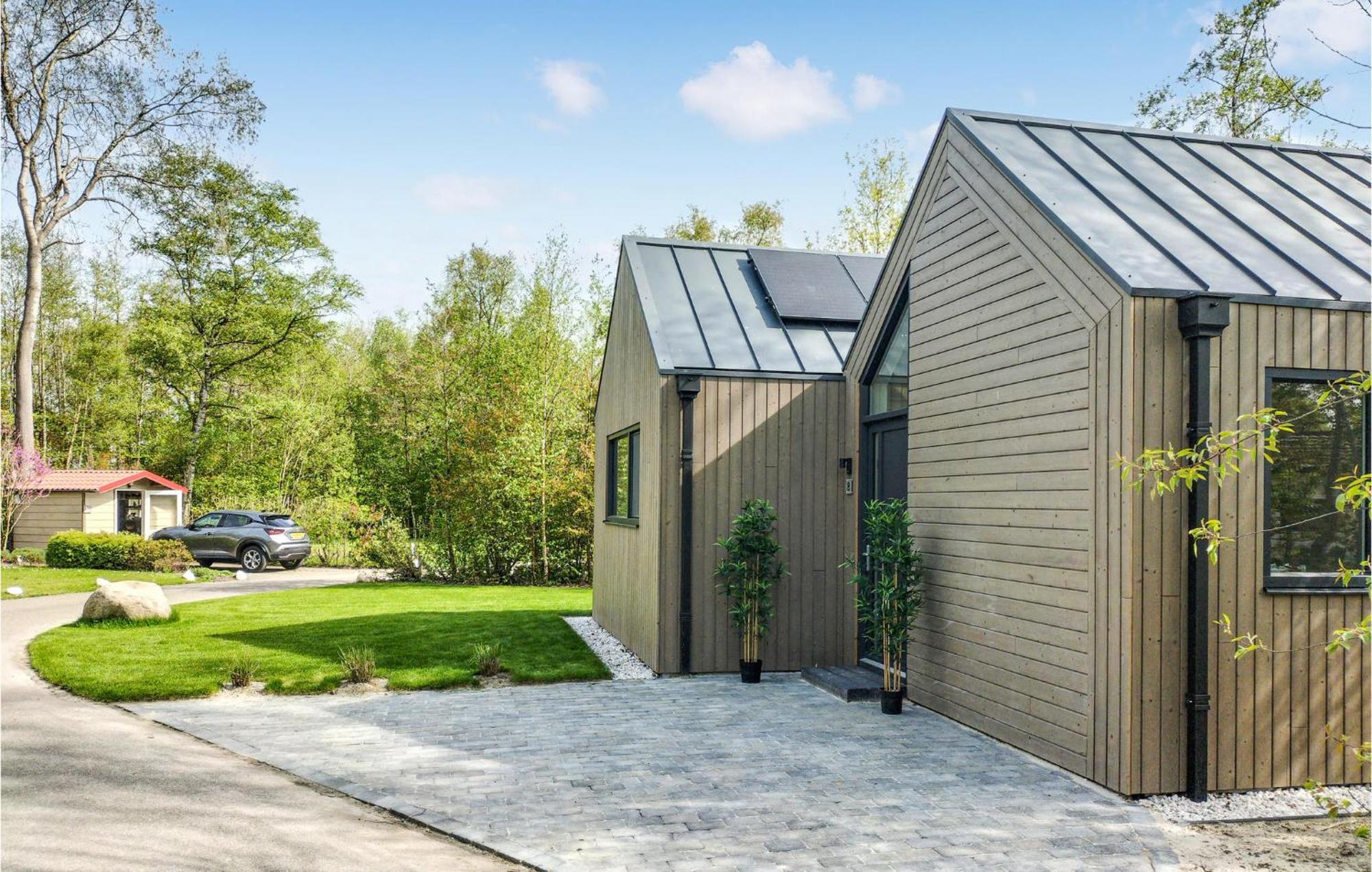 Cozy Home In Oosterwolde With Sauna Buitenkant foto